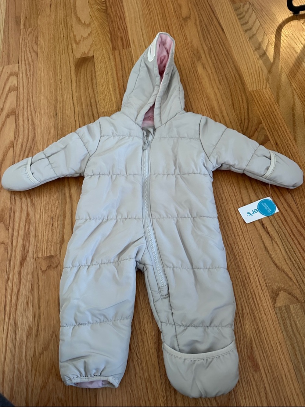 NEW 3-6m girls Carter’s Snowsuit gray pink cute penguin animal winter fleece